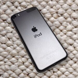 Apple iPod Touch 6th generation